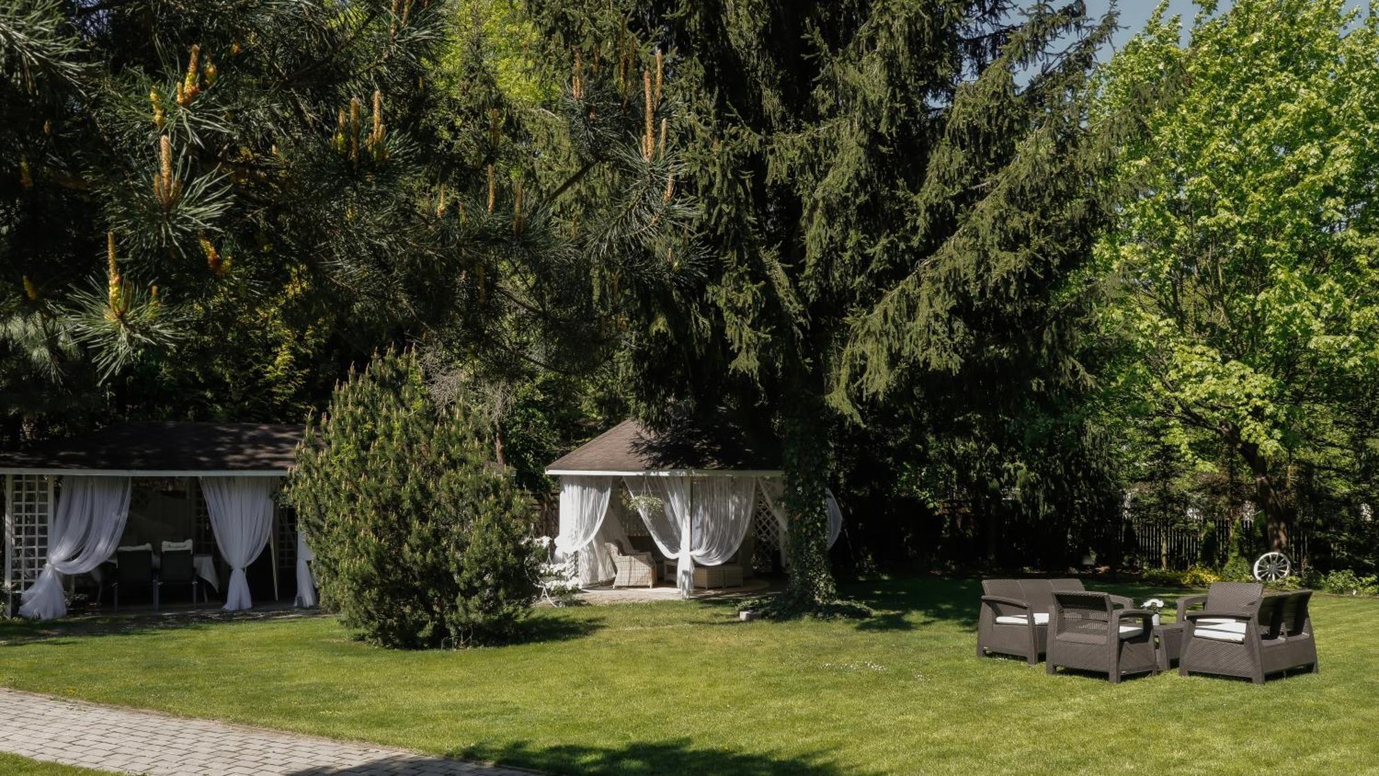Dwor Konstancin Hotel Exterior photo